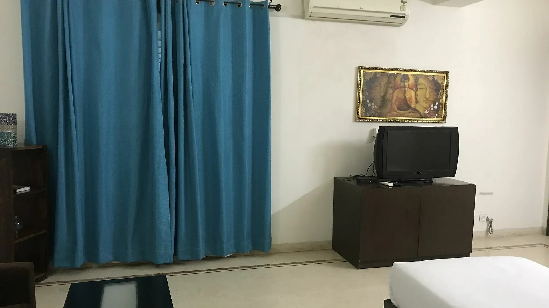The Essence Suite Gurgaon 3*,  Indien