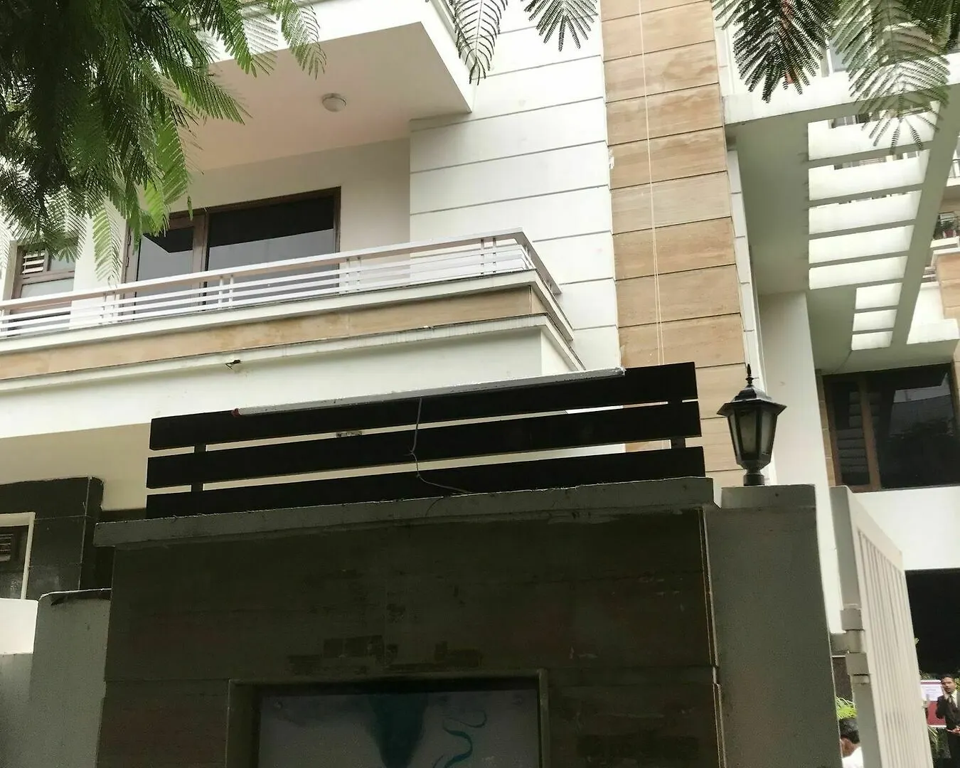 The Essence Suite Gurgaon Hotel